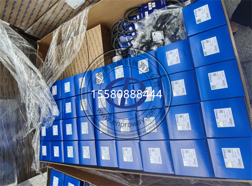 卡特彼勒Cat吊管機背后的動力密碼：C4.4 ACERT柴油機與珀金斯1104S-44全解析